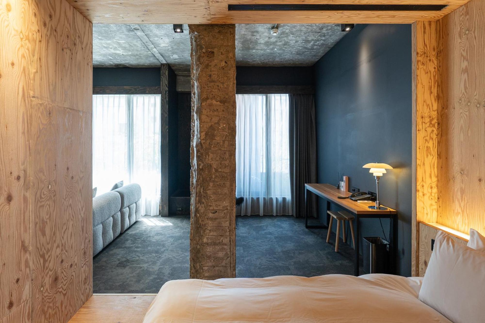 Sof Hotel Тайчжун Экстерьер фото