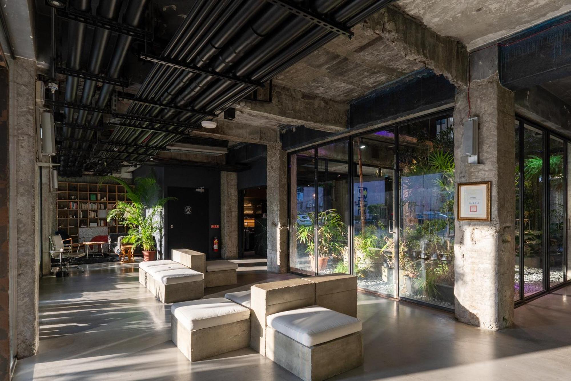 Sof Hotel Тайчжун Экстерьер фото